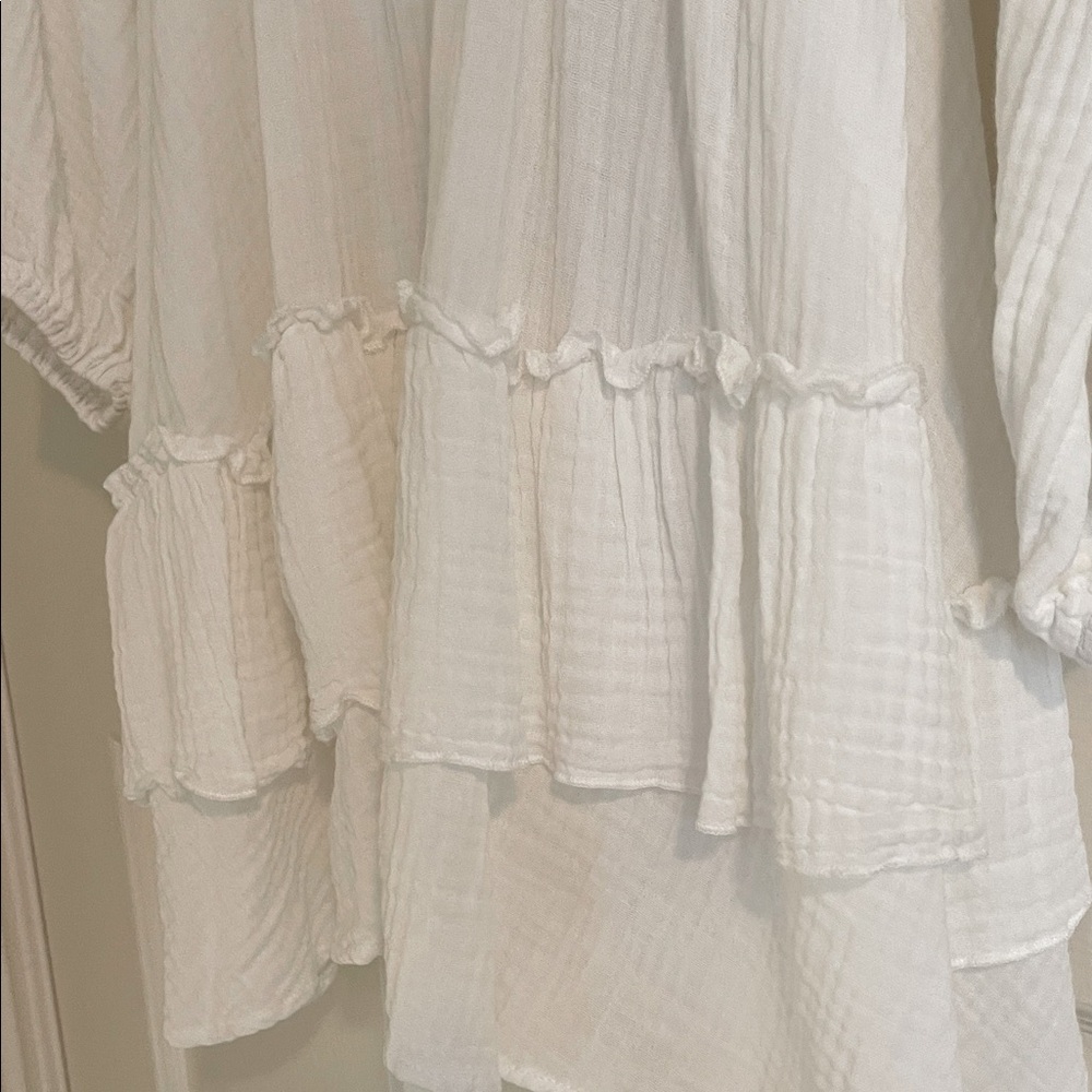 White V-Neck Ruffle Mini Dress Medium Lantern Sleeve Tiered Swing Cotton - Picture 9 of 14